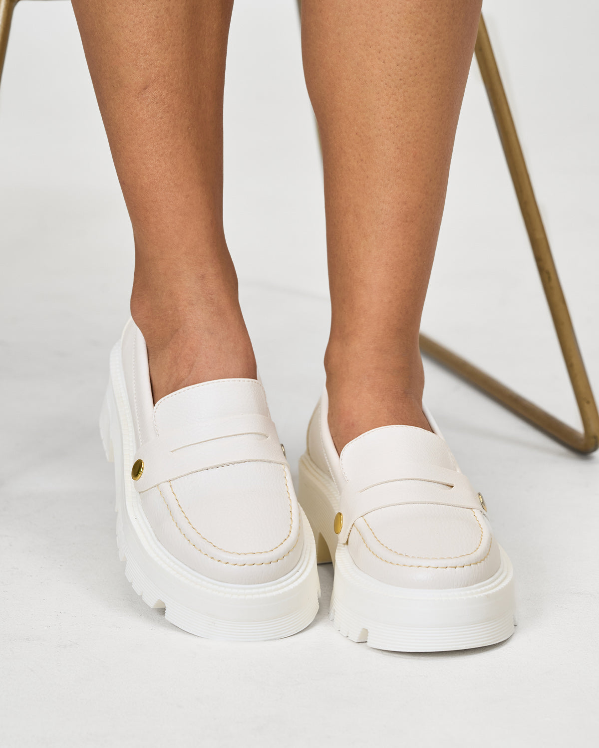 Mocasines blancos 2 en 1