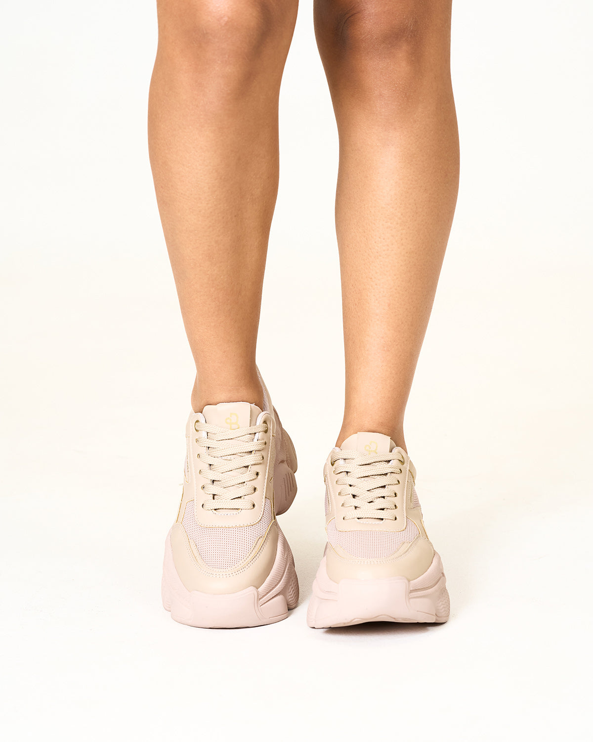 Tenis Taylor Nude | Tenis de mujer | Bela Trendy