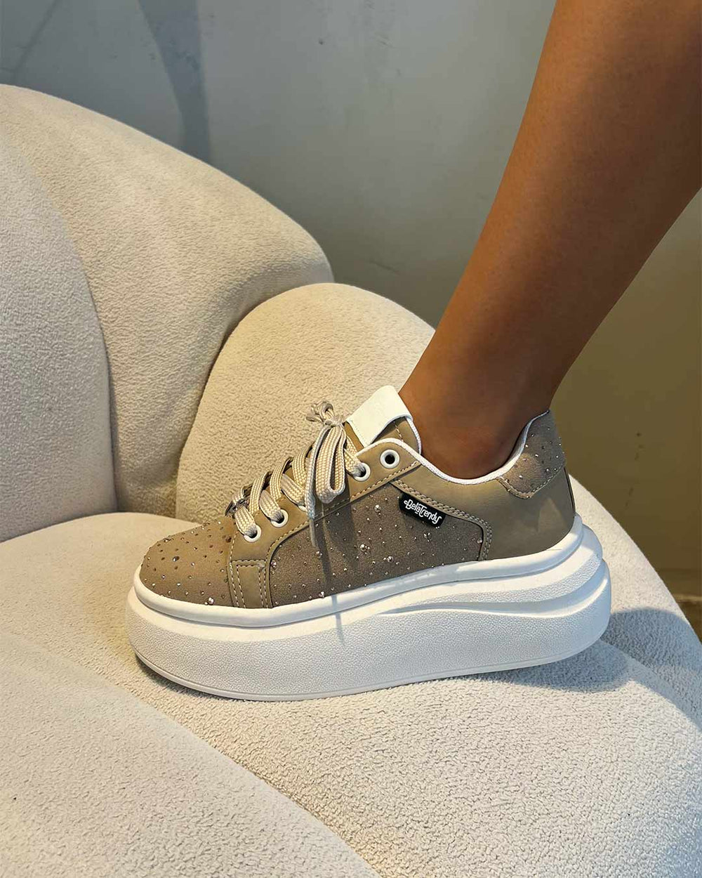 Shine Taupe detalle
